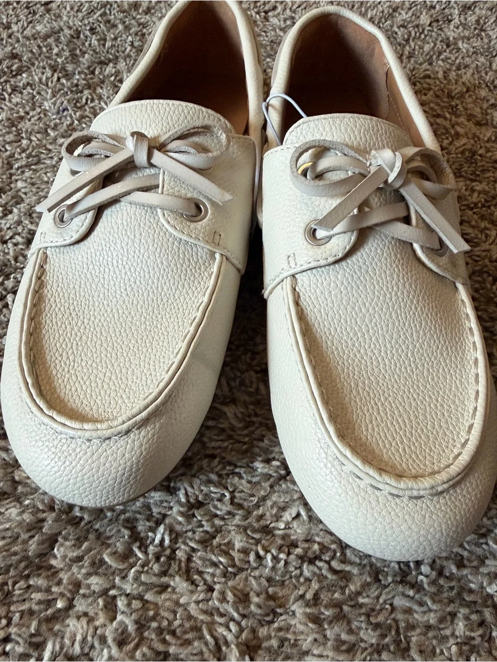 NWT Universal Thread Target White Loafer